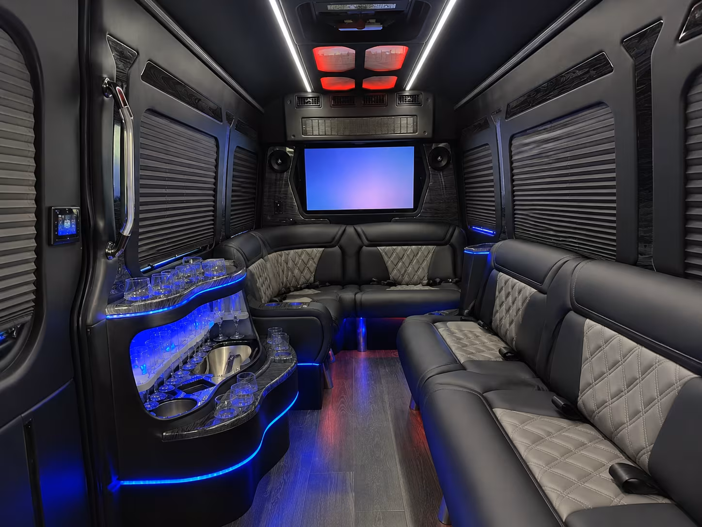 bus rentals for corporate retreats and offsite meetings in the central valley