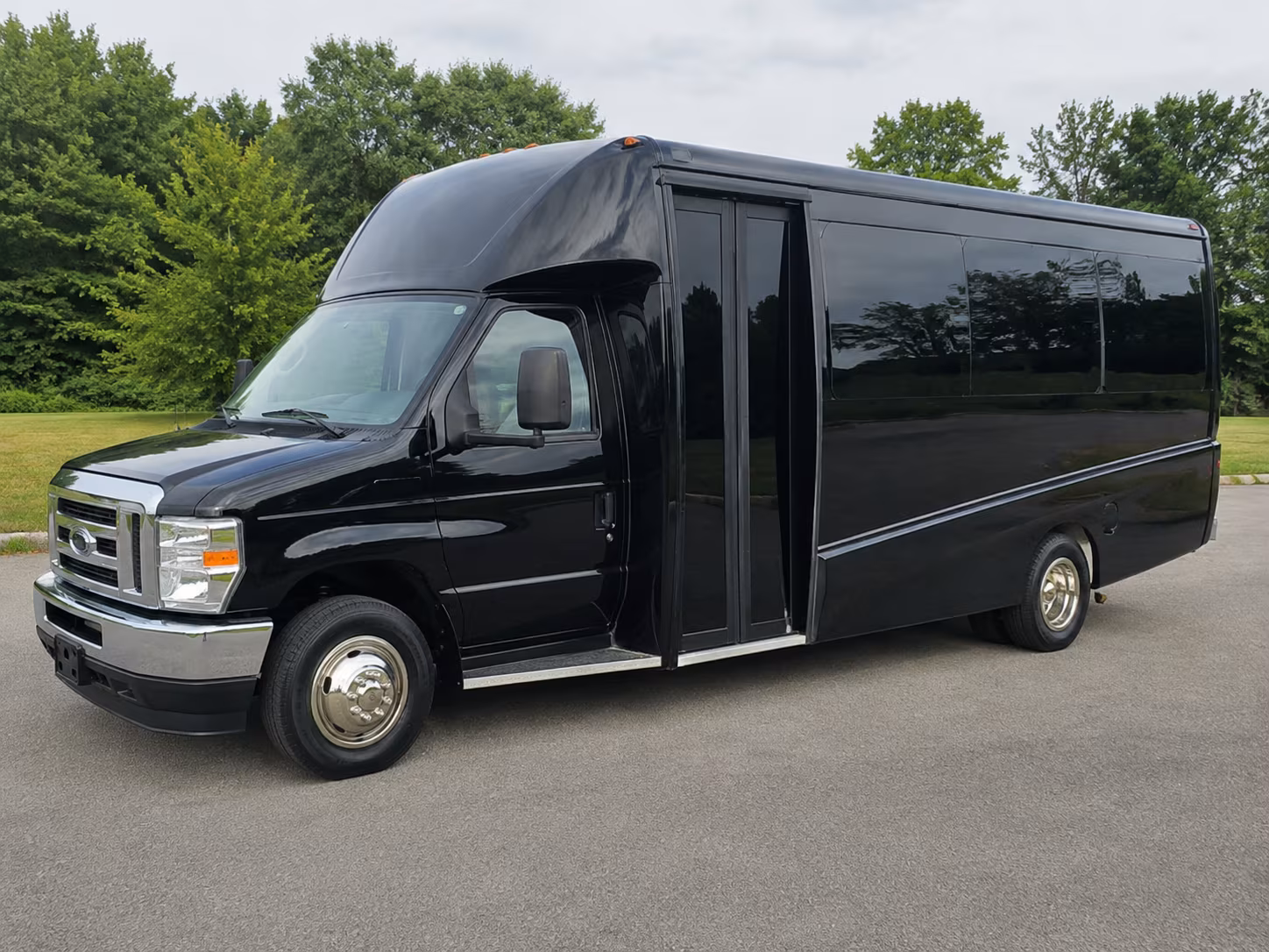 field trip buses for stockton agricultural and history excursions