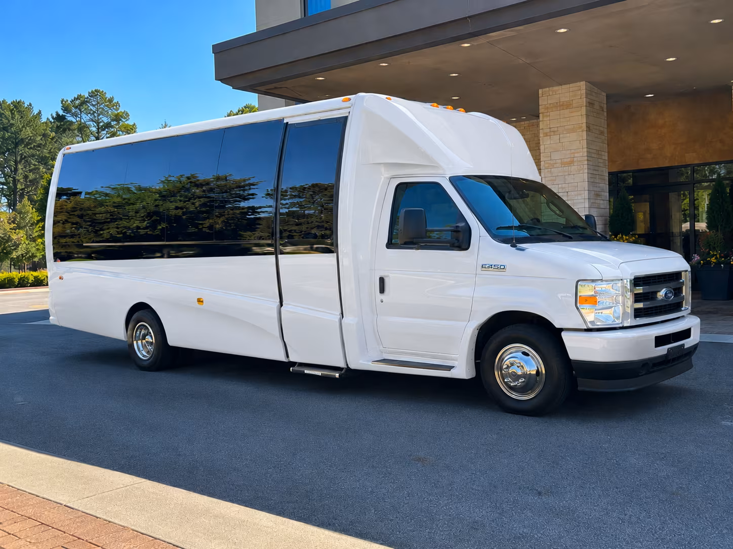 shuttle buses to stockton civic auditorium and local concert venues