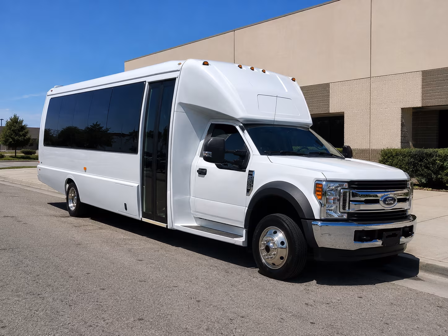 winery tour and pub crawl buses in the stockton area